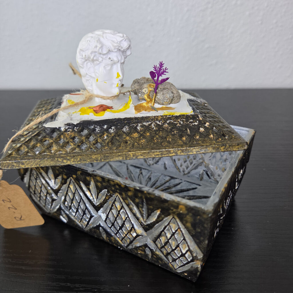 Eclectic Recycled Artisan Decorative Glass Box #01