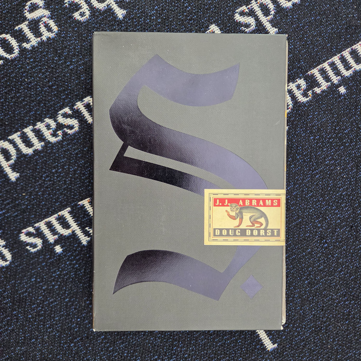 S. by Doug Dorst; Concept by J.J. Abrams ( hardback ) - Image 1